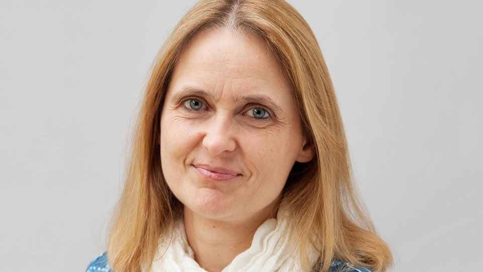 Headshot for Johanna Mayr