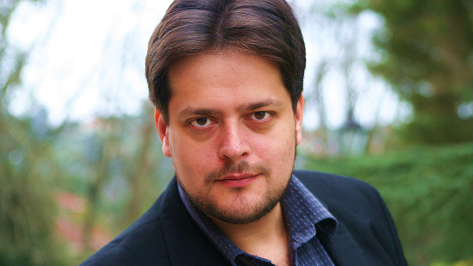 Headshot for Yuri Zhislin