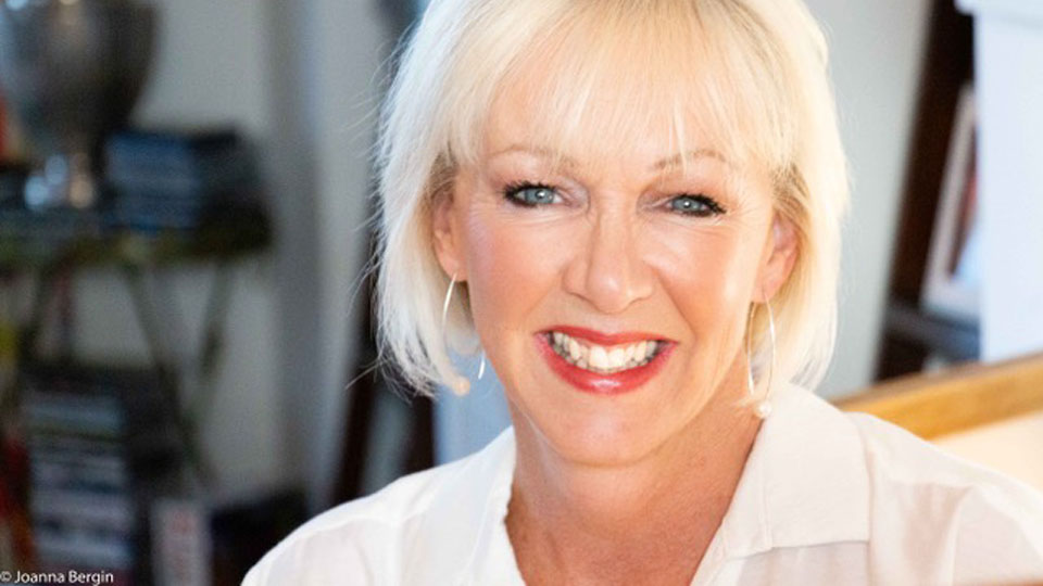 Headshot for Rosa Mannion