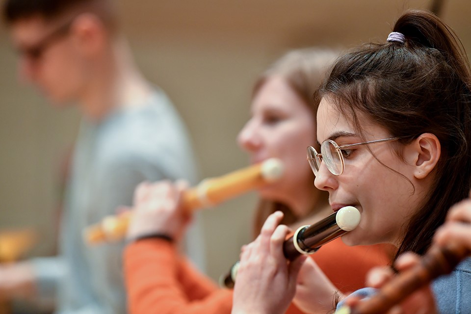 RCM Baroque Orchestra perform with BBC Singers live on BBC Radio 3