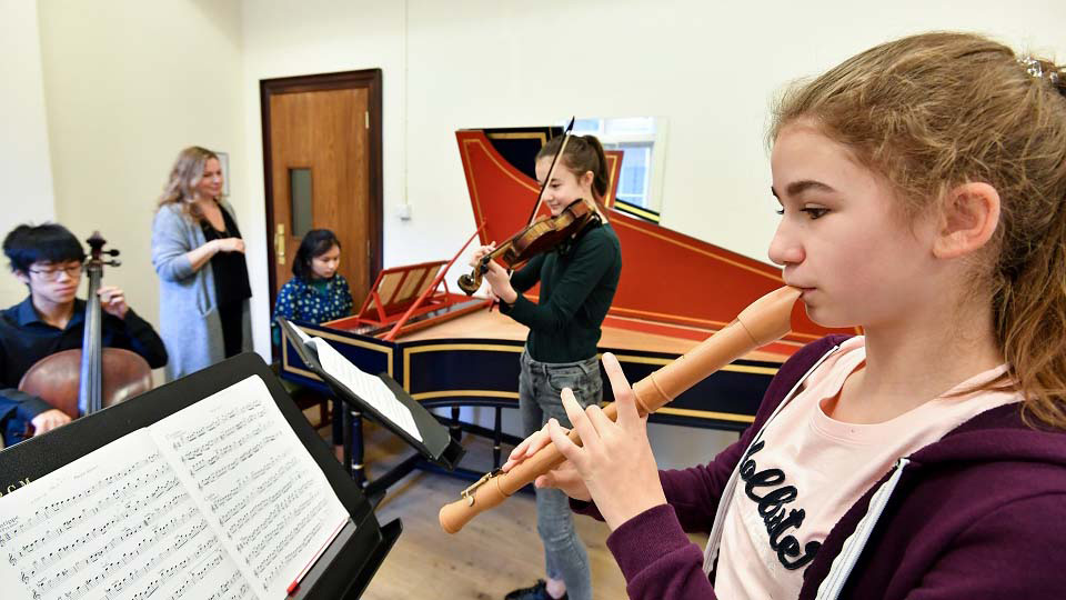 RCMJD chamber group rehearsing